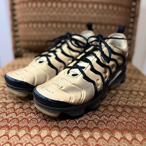 Men’s Tan Nike Vapormax, Size 10.5